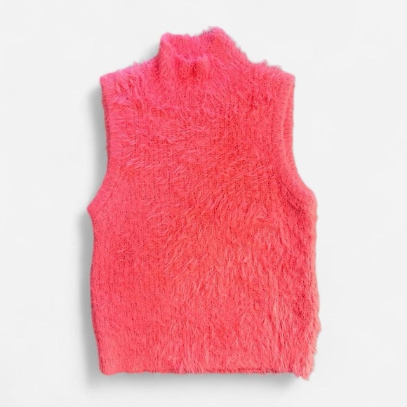 Jessica Simpson Sweaters - Jessica Simpson Fuzzy Knit Sleeveless Turtleneck – Size XS